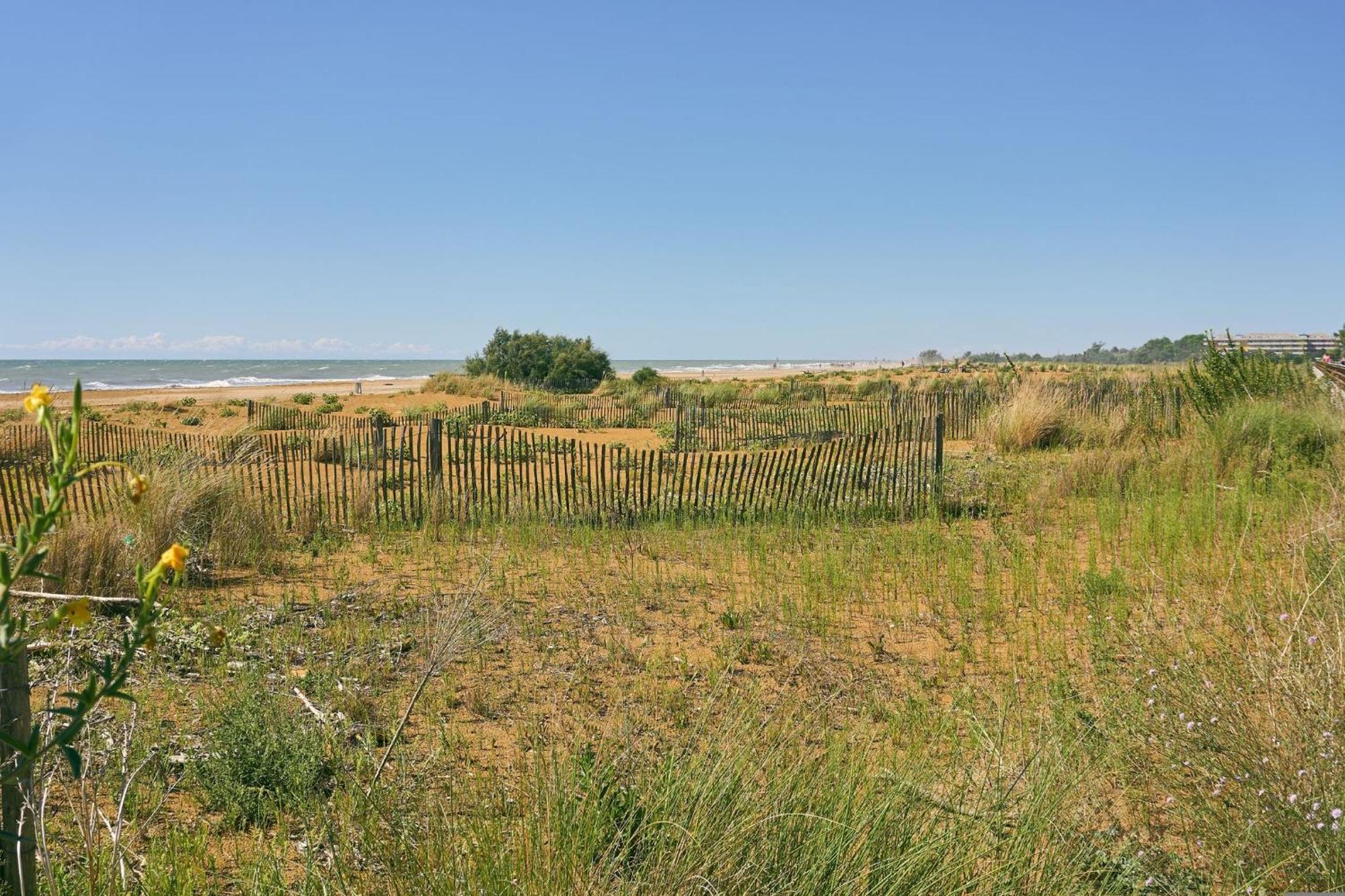 Cozy Escape In Bibione Close To The Sea Apartment Exterior photo