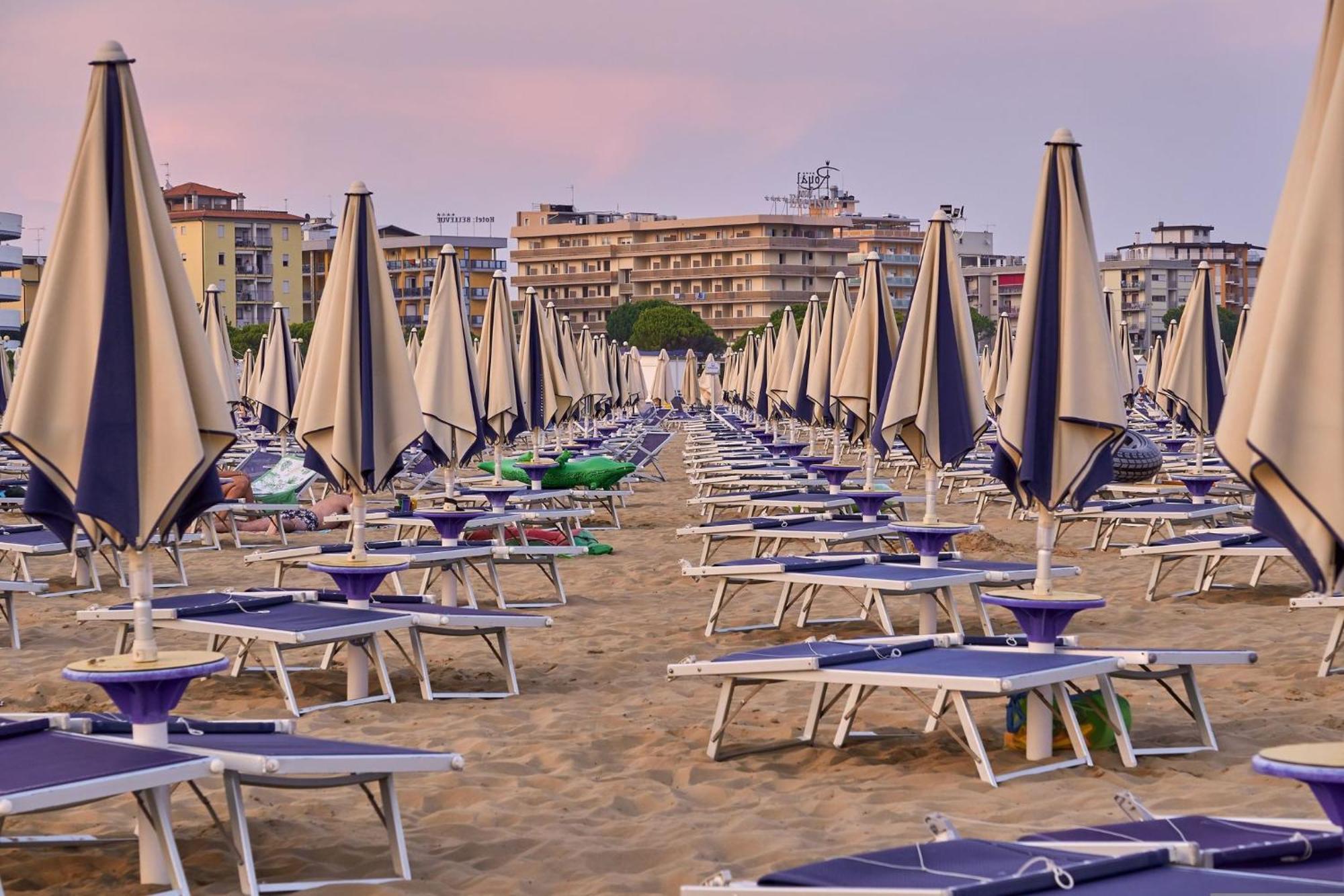 Cozy Escape In Bibione Close To The Sea Apartment Exterior photo